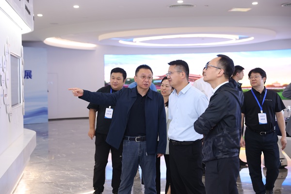 2025央地国企联动科技创新专题研讨班举办2.jpg 2025央地国企联动科技创新专题研讨班举办2.jpg